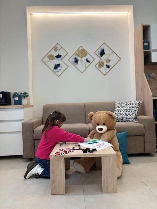Teddy'S Home Luminoso Accogliente E Moderno Racale Buitenkant foto